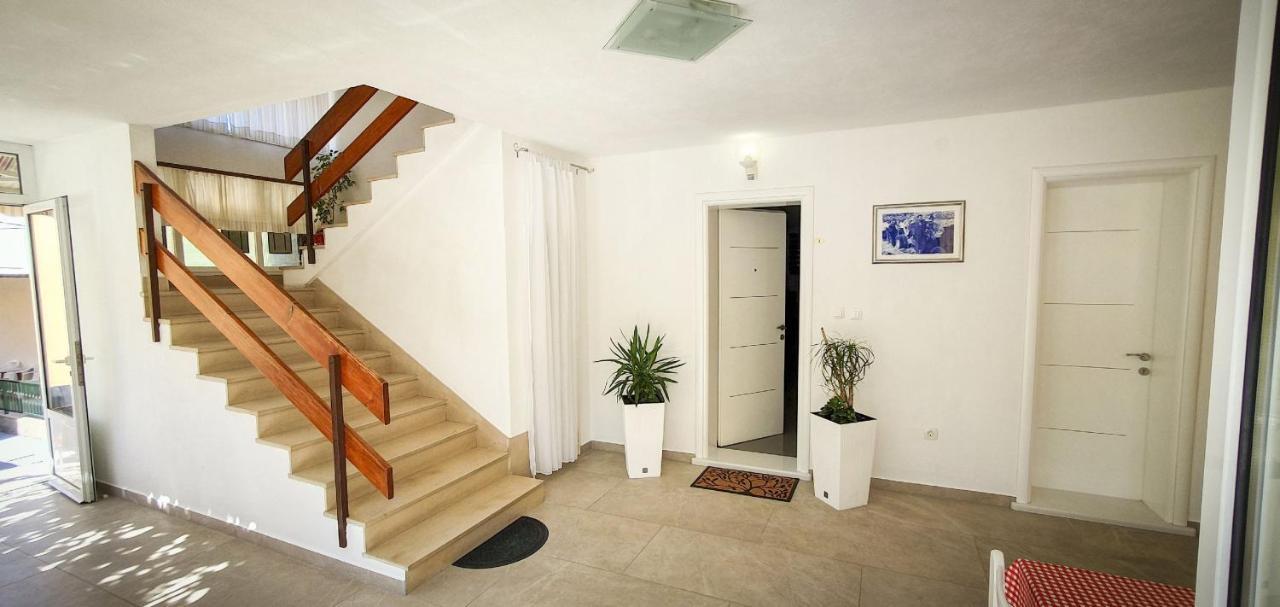 Deluxe Apartment F&M Tučepi Extérieur photo
