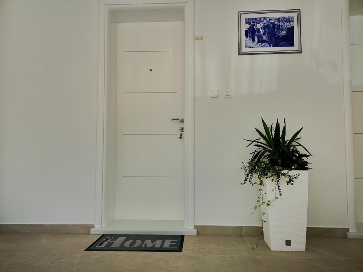 Deluxe Apartment F&M Tučepi Extérieur photo