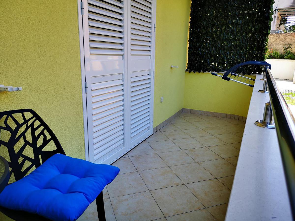 Deluxe Apartment F&M Tučepi Extérieur photo