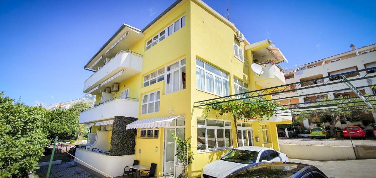 Deluxe Apartment F&M Tučepi Extérieur photo
