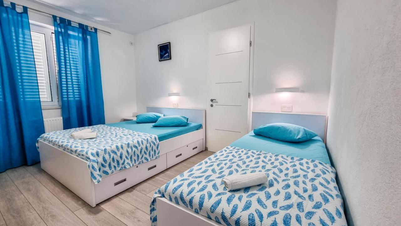 Deluxe Apartment F&M Tučepi Extérieur photo