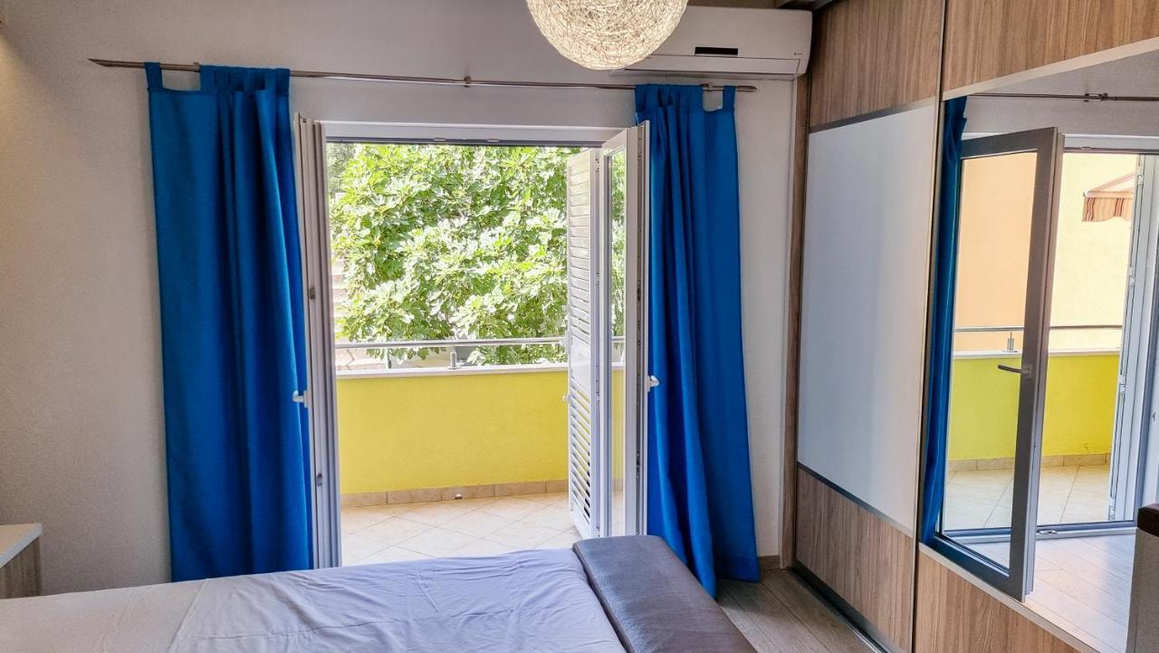 Deluxe Apartment F&M Tučepi Extérieur photo