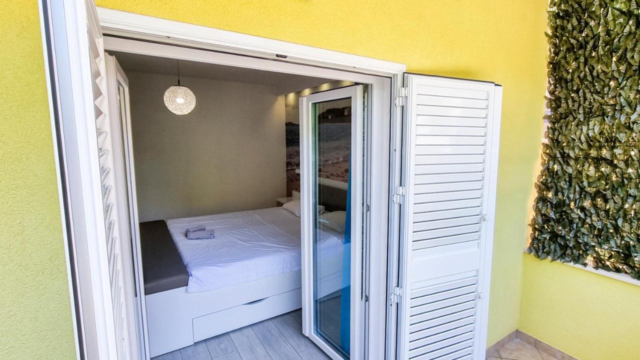 Deluxe Apartment F&M Tučepi Extérieur photo