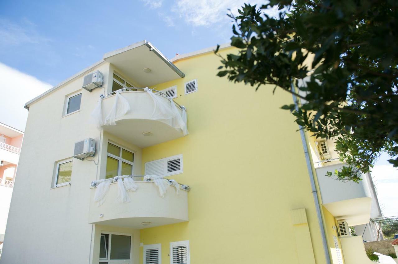 Deluxe Apartment F&M Tučepi Extérieur photo